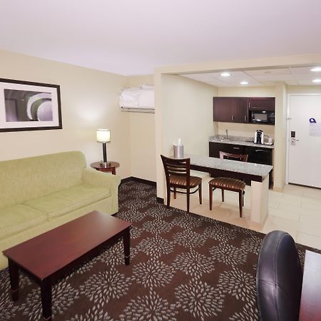 Holiday Inn Express Pittsburgh West - Greentree, An Ihg Hotel Crafton Zewnętrze zdjęcie
