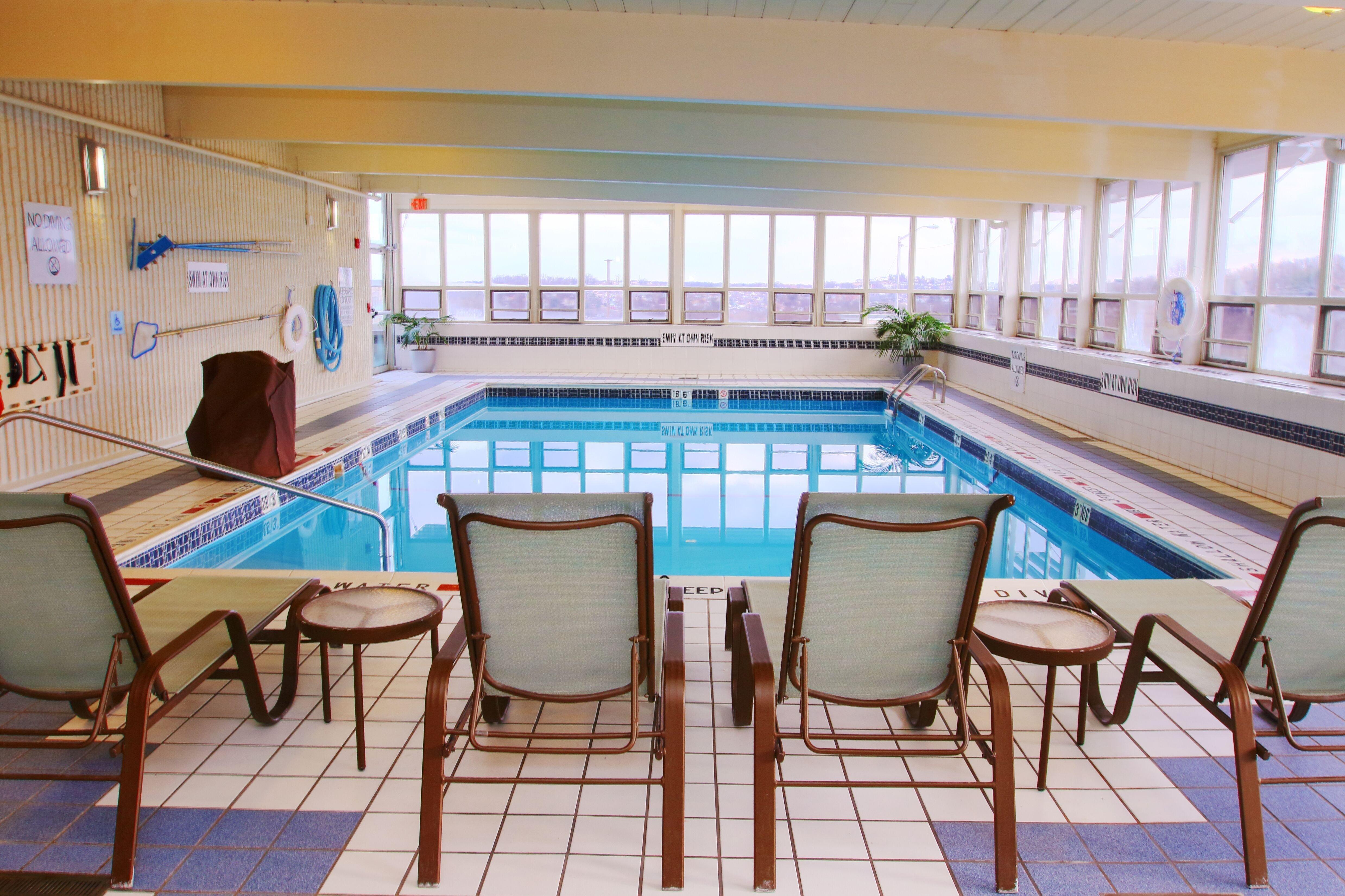 Holiday Inn Express Pittsburgh West - Greentree, An Ihg Hotel Crafton Zewnętrze zdjęcie